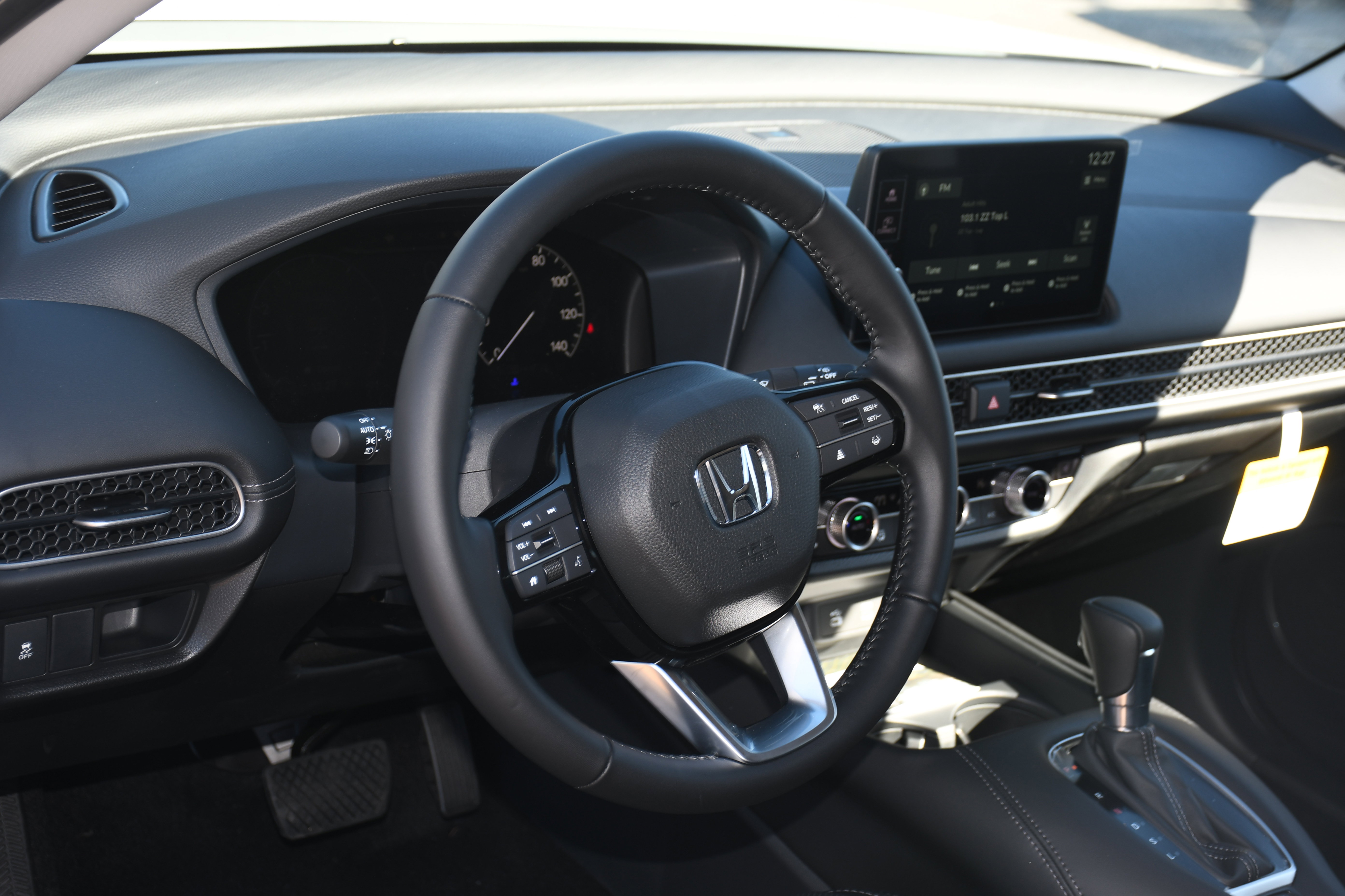 New 2026 Honda HR-V EX-L image 4