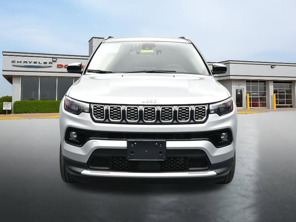 Used 2025 Jeep Compass Limited AWD/4WD image 8