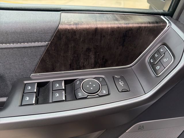 New 2026 Ford F250 Lariat w/ Black Appearance Package image 16