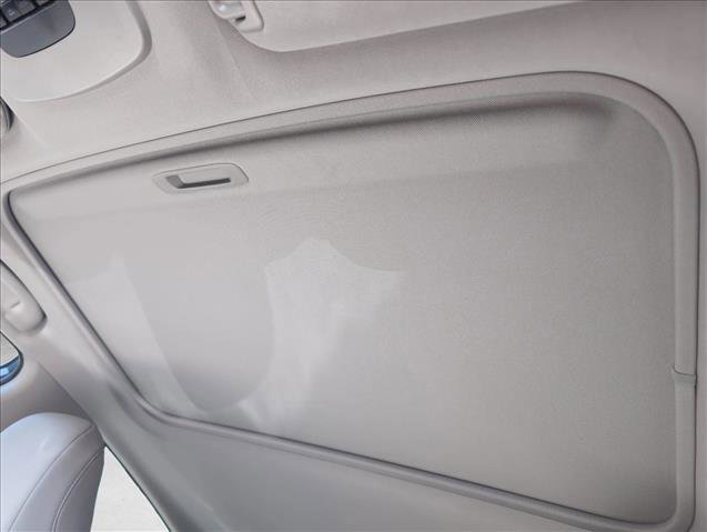 Used 2021 Toyota Camry XLE image 16