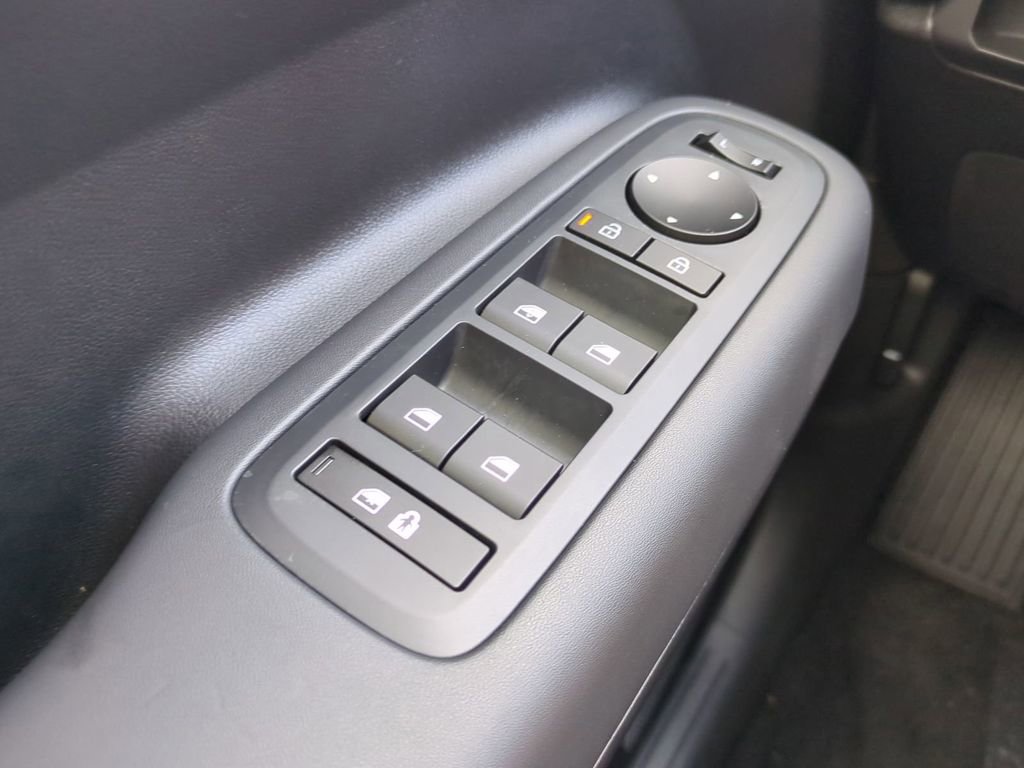 New 2026 Hyundai Santa Fe SE image 29