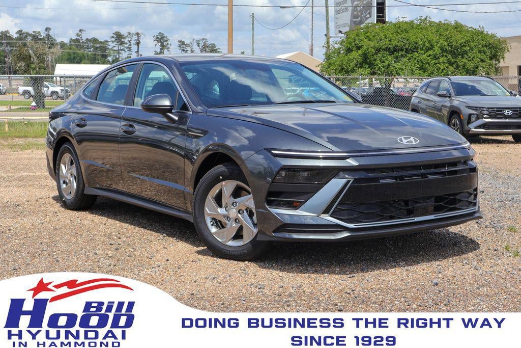 New 2026 Hyundai Sonata SE FWD image 1