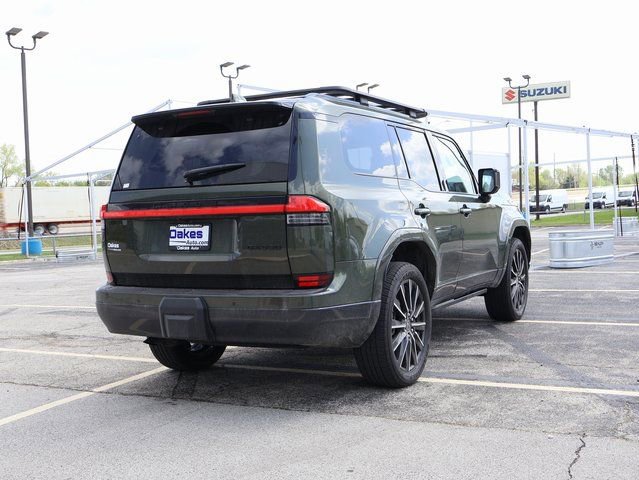 Used 2024 Lexus GX 550 w/ Accessory Package (2T) AWD/4WD image 8