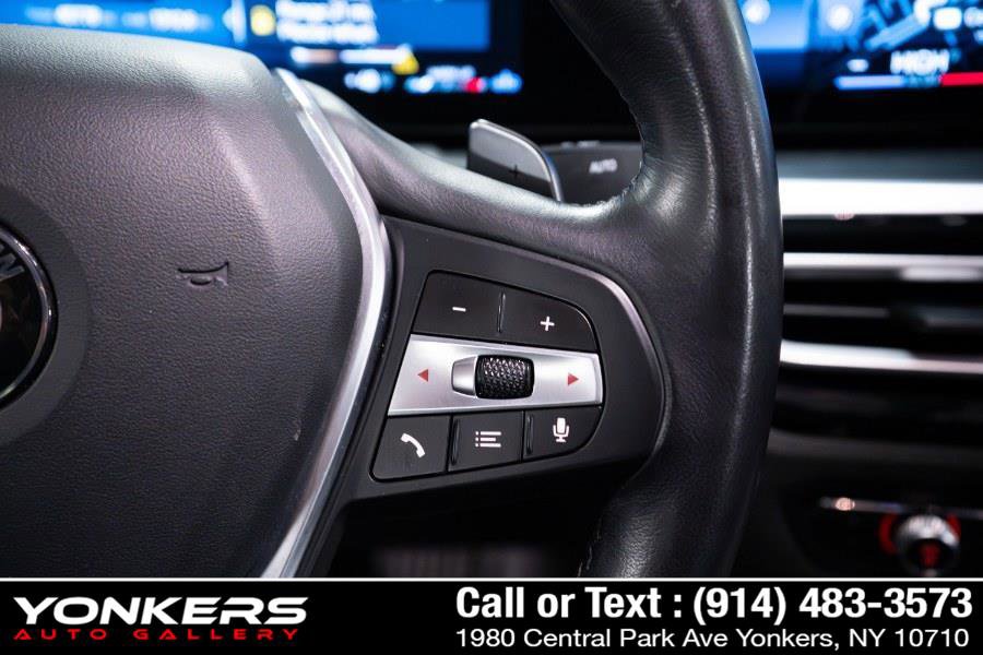 Used 2024 BMW 330i xDrive Sedan image 33