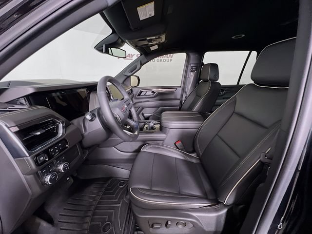 Used 2025 GMC Yukon Elevation AWD/4WD image 10