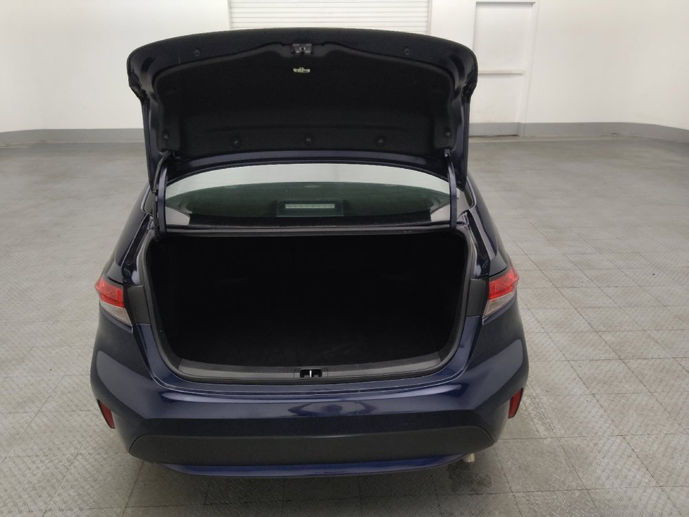 Used 2022 Toyota Corolla LE FWD image 29