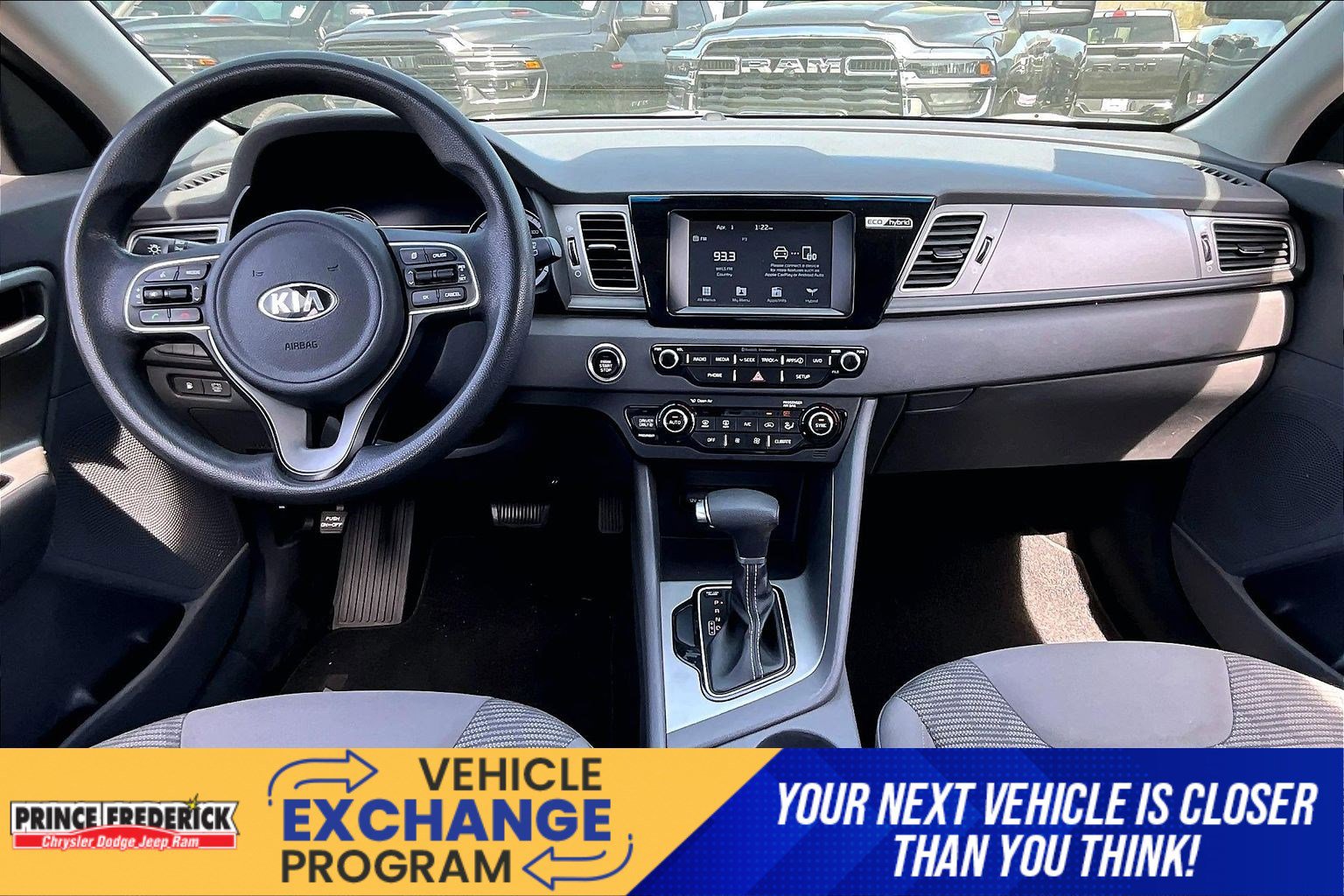 Used 2017 Kia Niro LX image 12