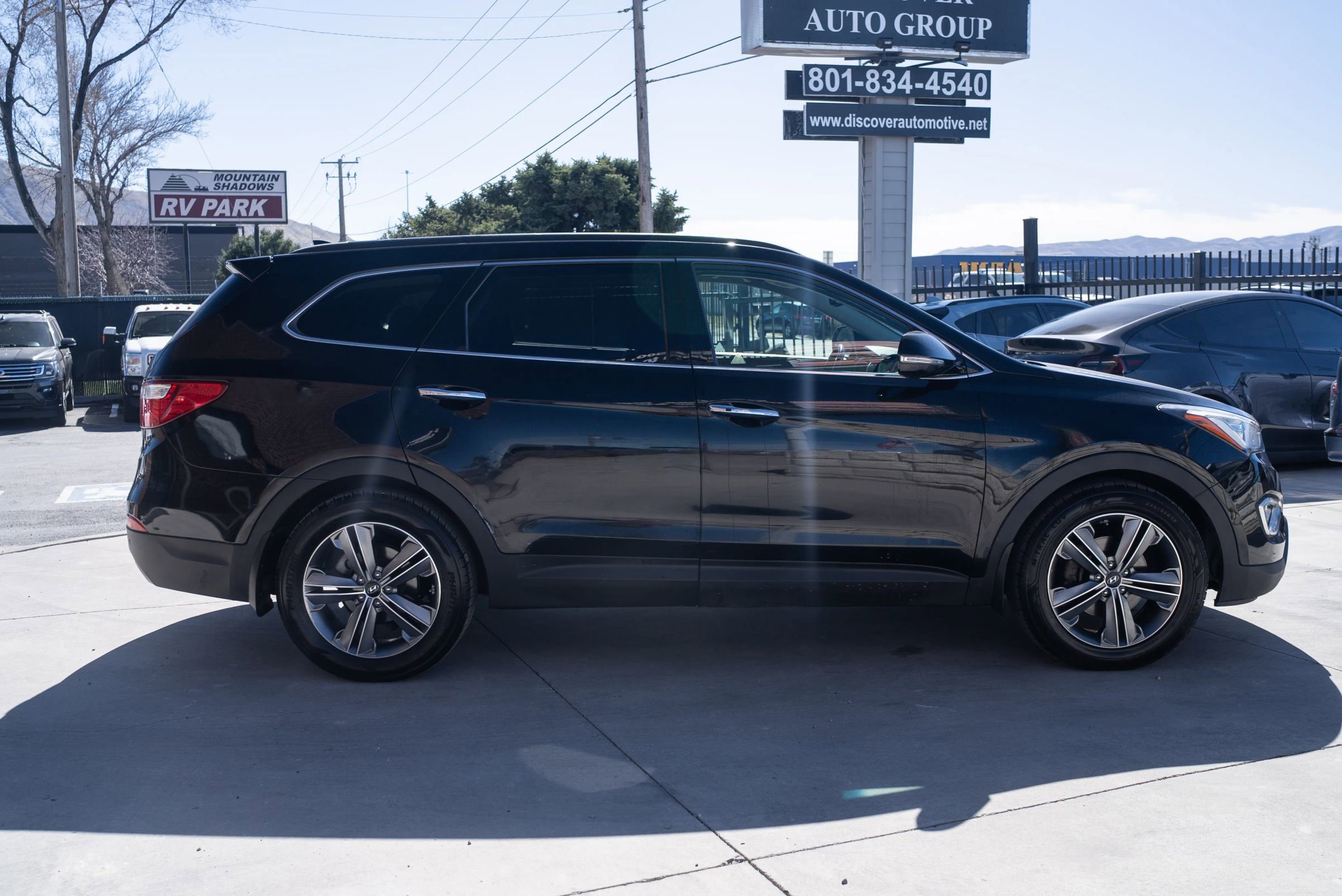 Used 2015 Hyundai Santa Fe GLS w/ Option Group 03 AWD/4WD image 10