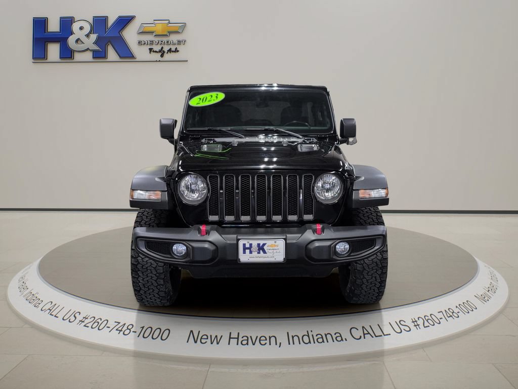 Used 2023 Jeep Wrangler Unlimited Rubicon w/ Dual Top Group AWD/4WD image 2