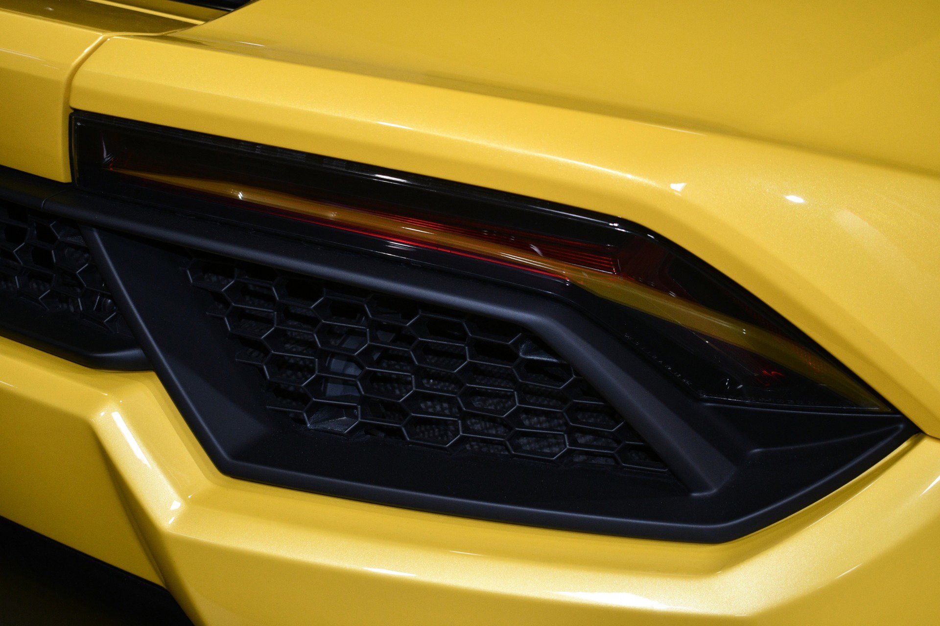 Used 2018 Lamborghini Huracan LP 580-2 image 58