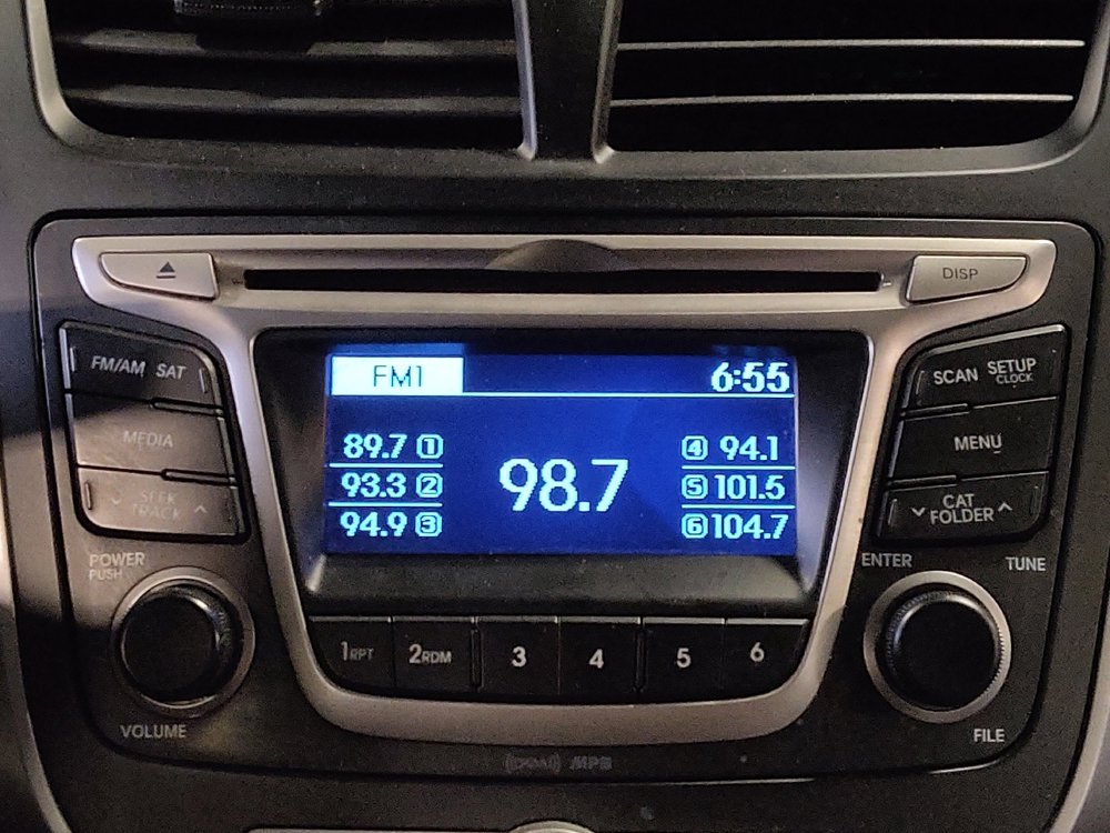 Used 2016 Hyundai Accent SE image 25