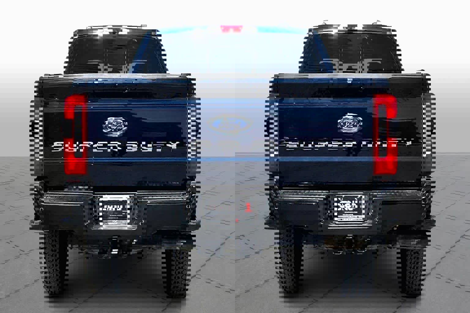 Used 2024 Ford F250 Lariat w/ Sport Appearance Package image 5