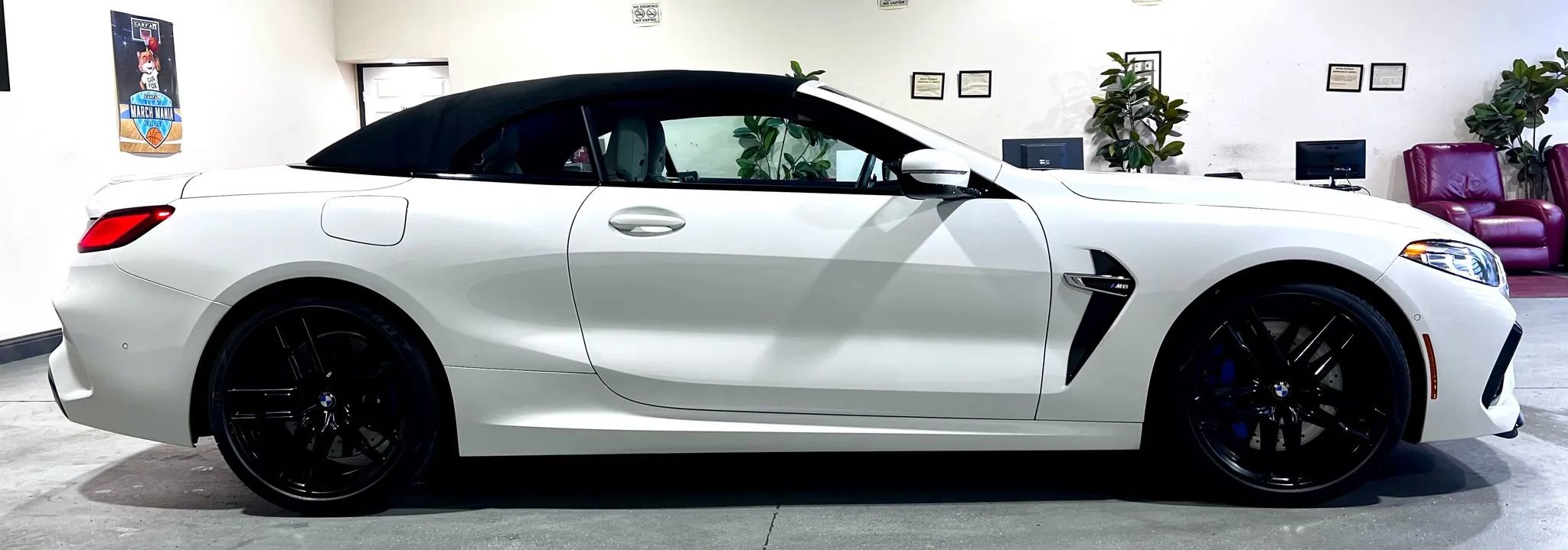 Used 2020 BMW M8 Convertible 2D image 8