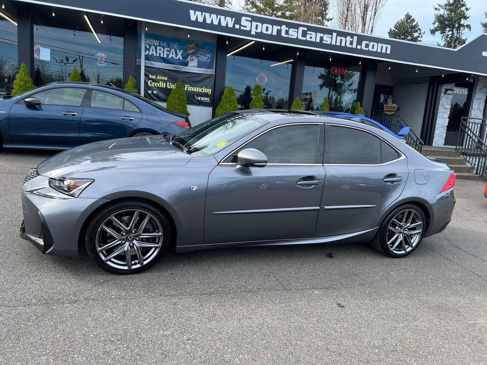 Used 2018 Lexus IS 300 F Sport RWD image 2