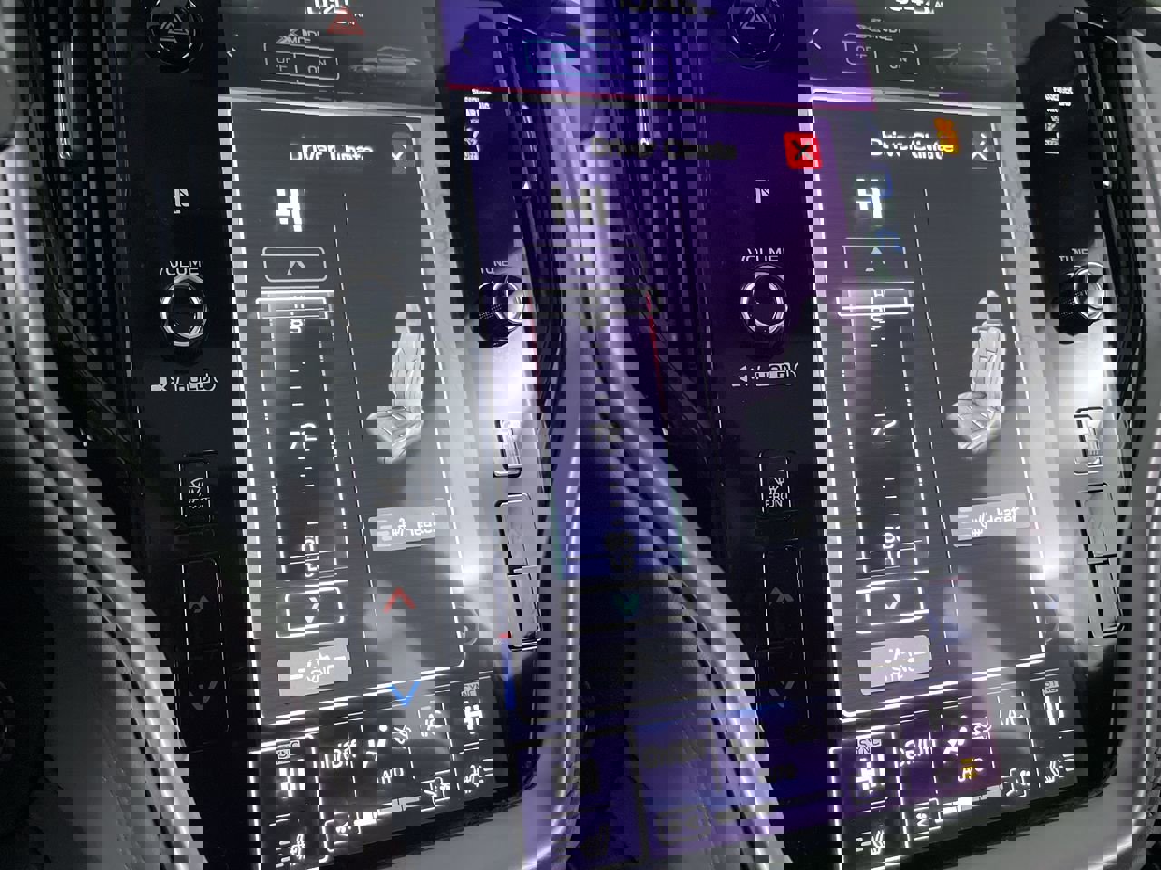 Used 2020 Subaru Outback Limited image 17