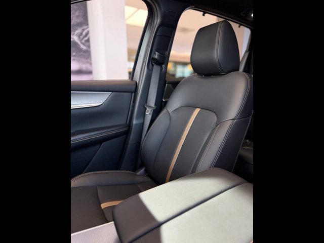 New 2025 MAZDA CX-90 Plug-In Hybrid w/ Premium Plus image 45