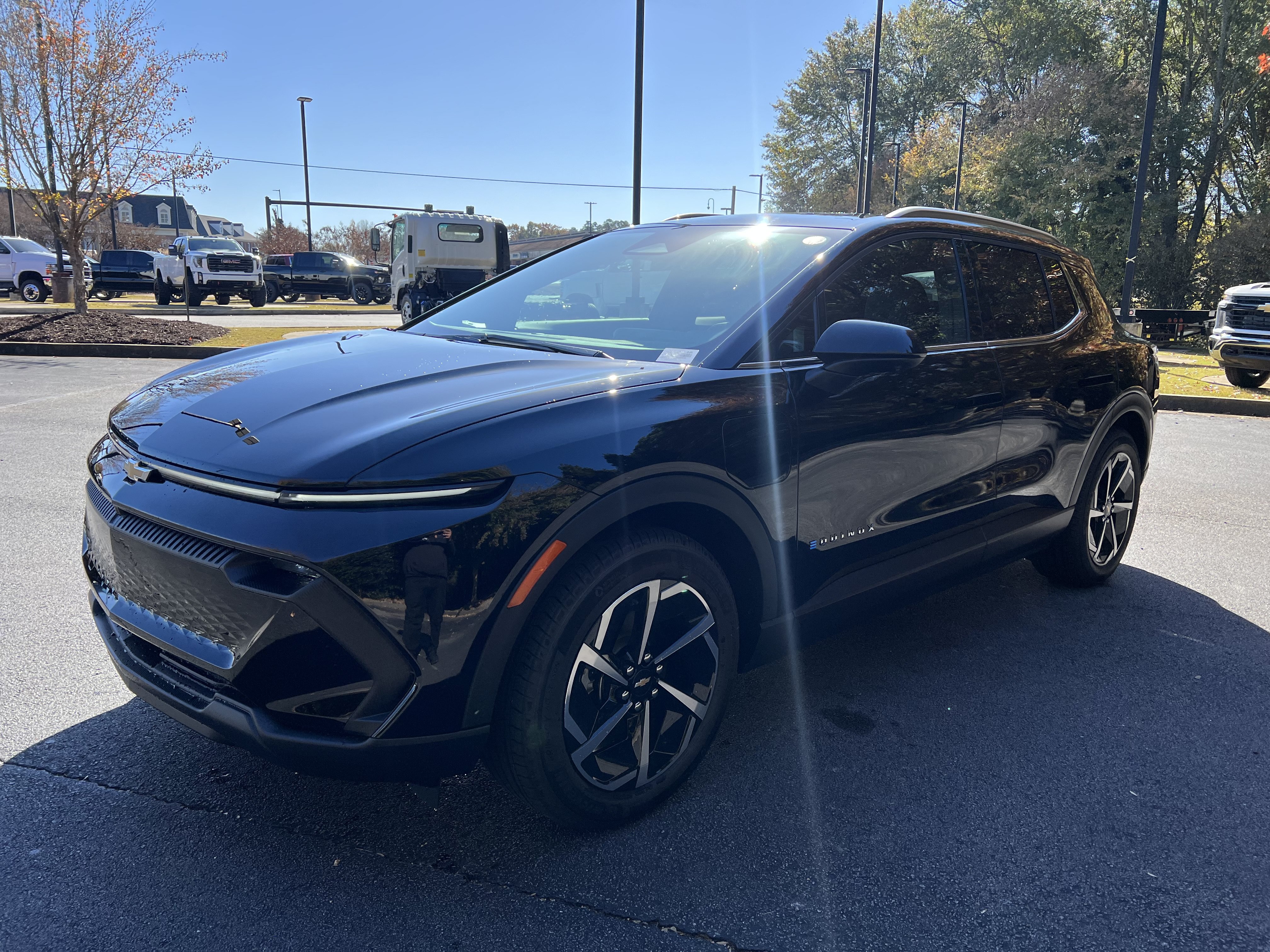 New 2026 Chevrolet Equinox EV LT AWD/4WD image 6
