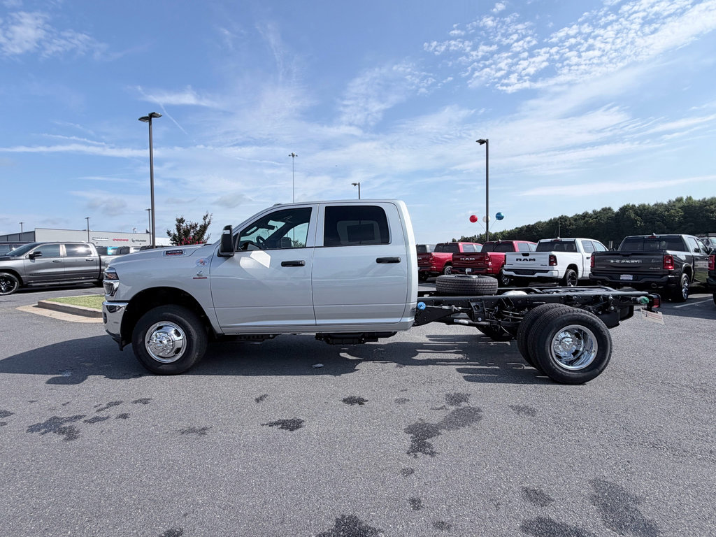 New 2026 RAM 3500 Tradesman w/ Chrome Appearance Group A AWD/4WD image 5