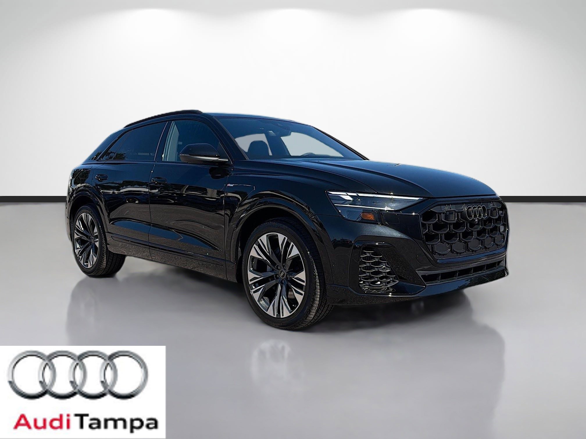 Used 2026 Audi Q8 Premium Plus AWD/4WD image 1