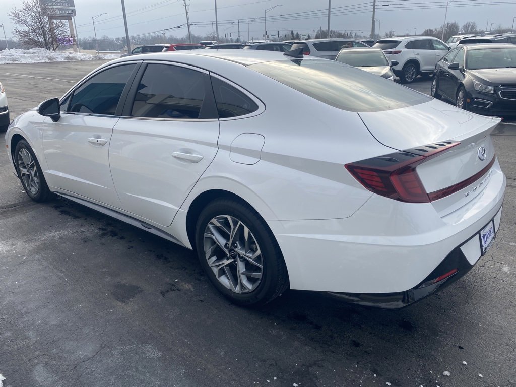 Used 2023 Hyundai Sonata SEL image 2