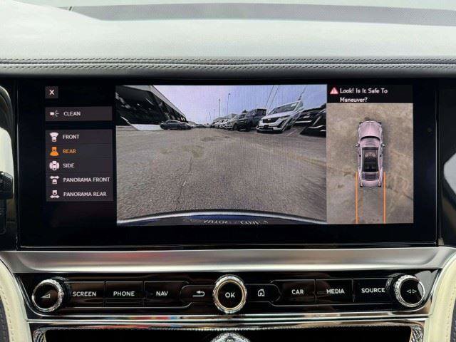 Used 2023 Bentley Flying Spur W12 AWD/4WD image 33