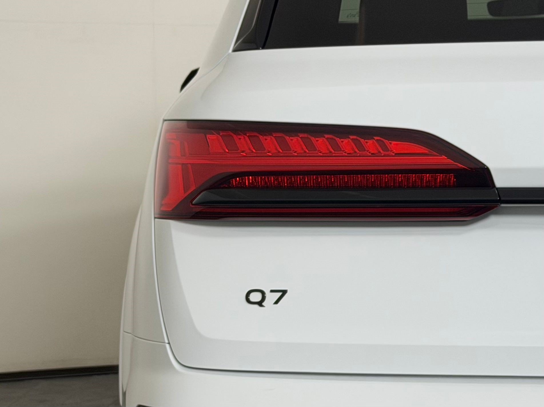 Certified 2026 Audi Q7 2.0T Premium w/ Convenience Plus Package AWD/4WD image 30