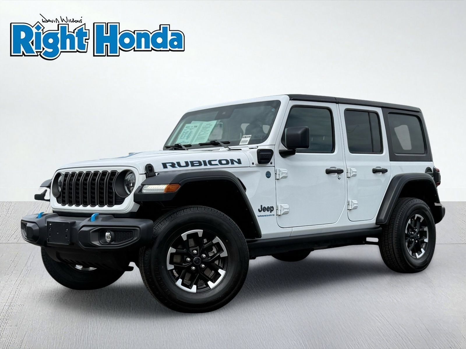 Used 2024 Jeep Wrangler Unlimited Rubicon 4xe AWD/4WD image 2