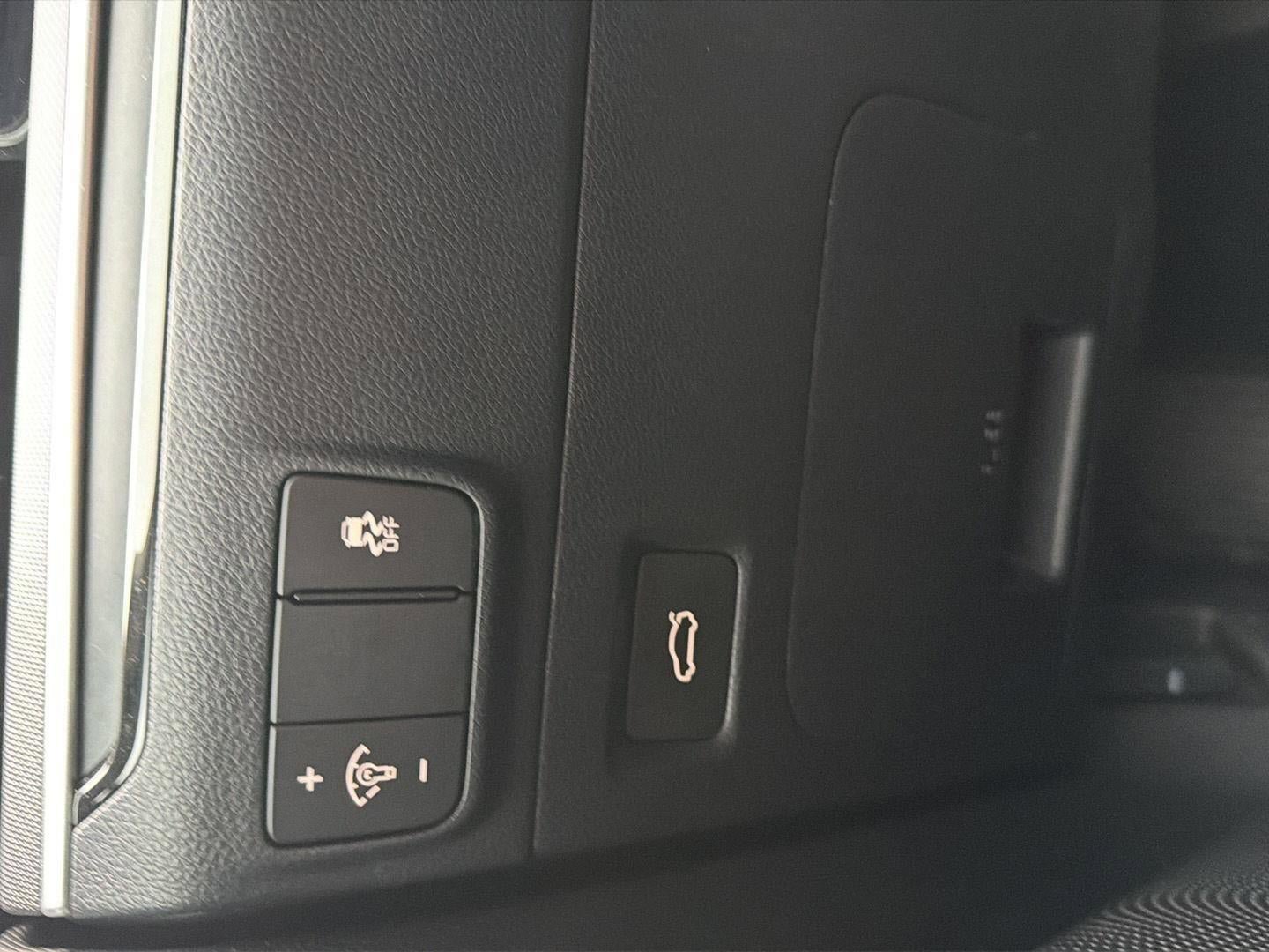 Used 2025 Kia K5 LXS FWD image 13