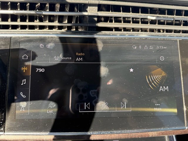 Used 2023 Audi Q8 Premium Plus w/ Premium Plus Package image 17