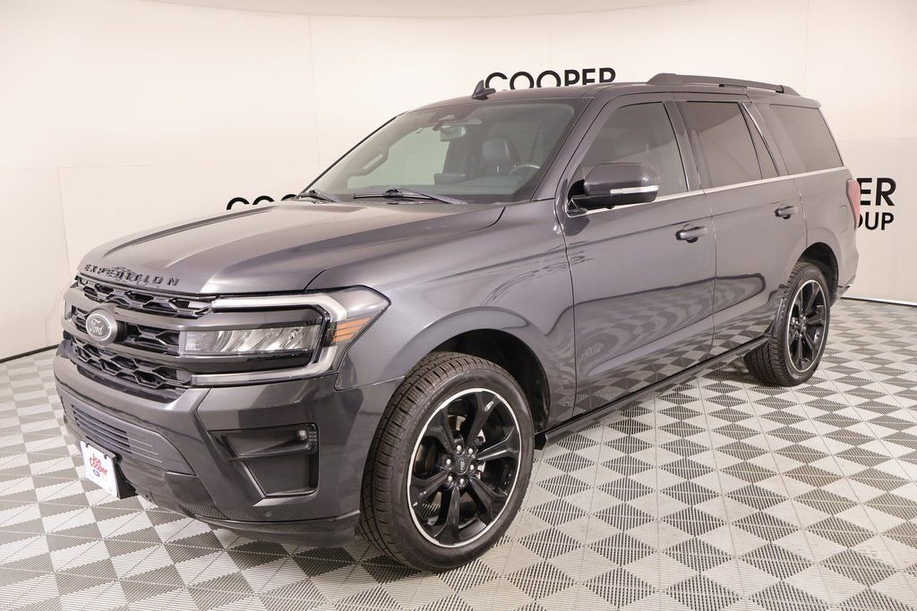 Used 2022 Ford Expedition Limited image 10