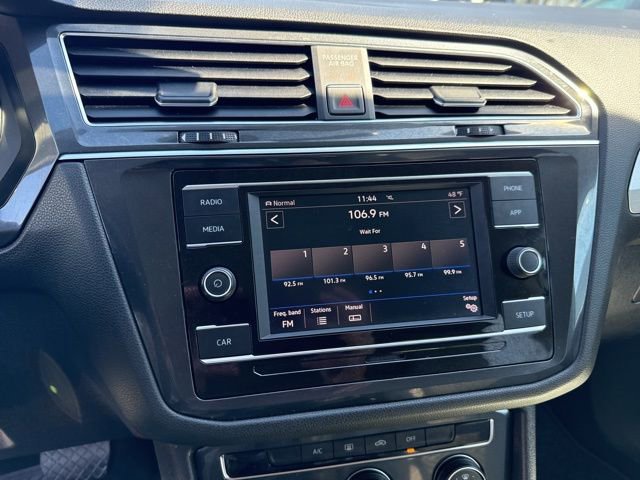 Used 2018 Volkswagen Tiguan S image 22