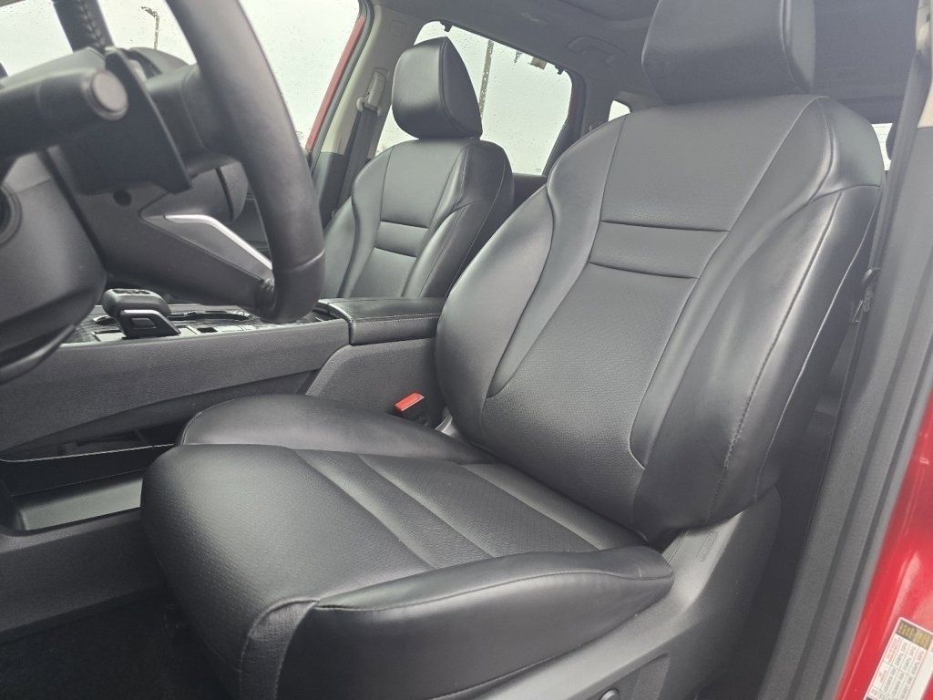 Used 2023 Nissan Rogue SV w/ SV Premium B Package image 25