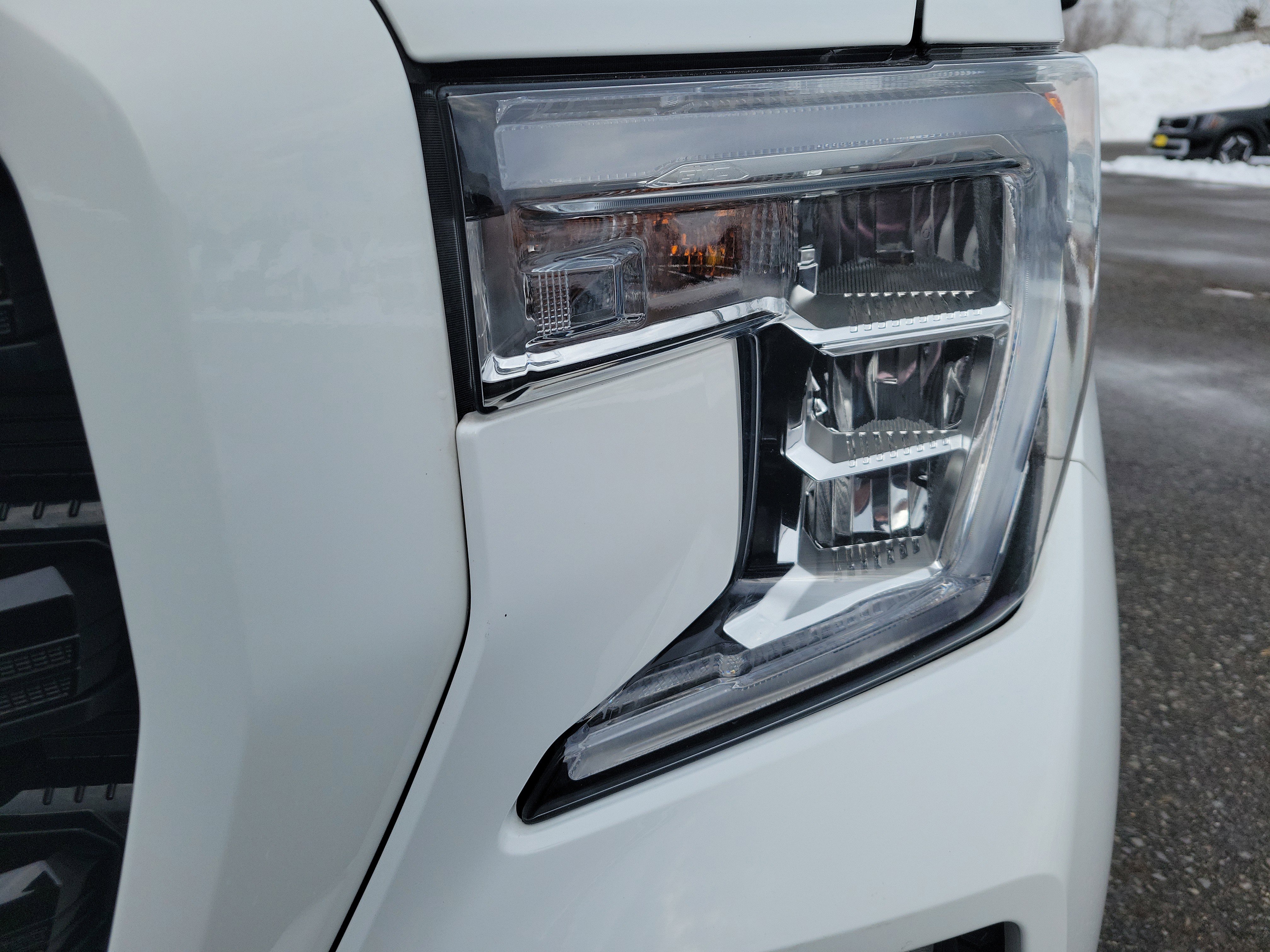 Used 2020 GMC Sierra 1500 Elevation w/ Elevation Value Package image 9