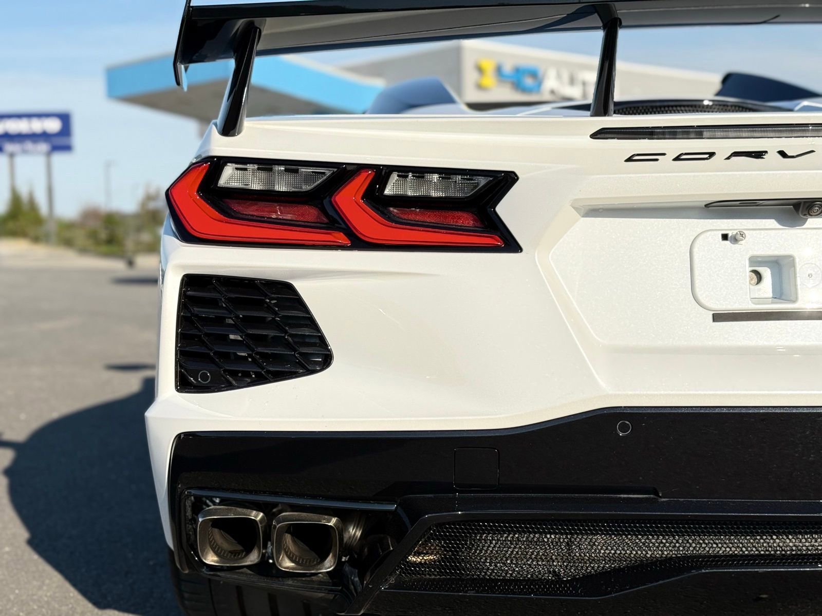 Used 2023 Chevrolet Corvette Stingray Premium Conv w/ Z51 Performance Package image 23