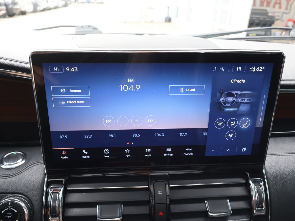 Used 2022 Lincoln Navigator L Reserve image 21