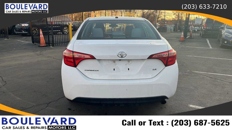 Used 2017 Toyota Corolla LE w/ LE Premium Package w/Moonroof image 10