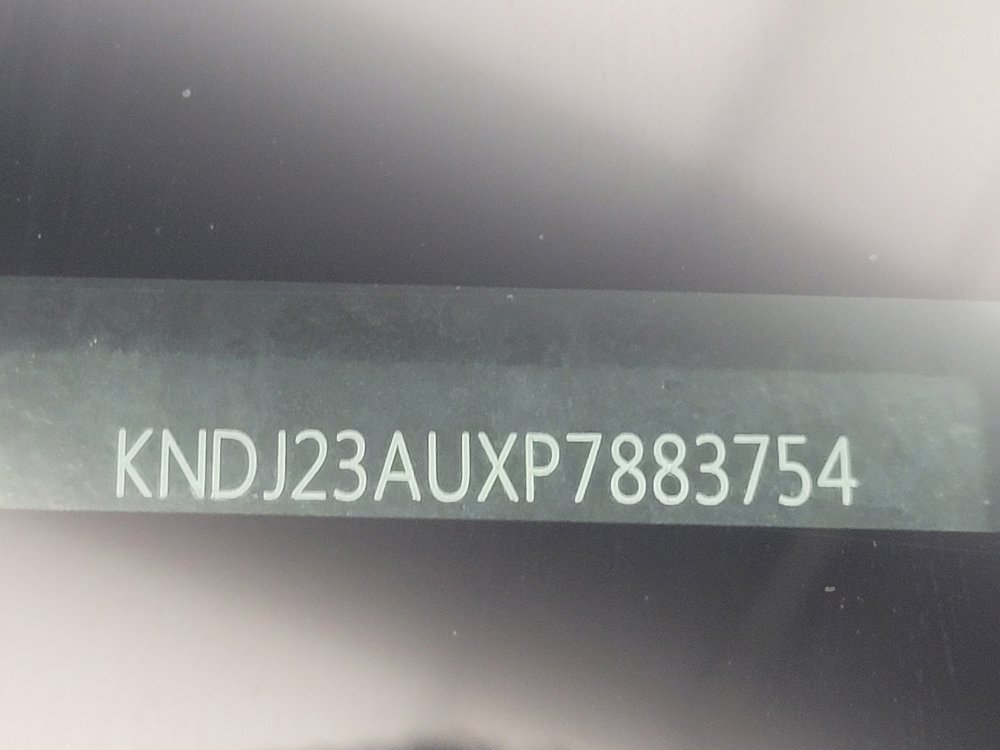 Used 2023 Kia Soul LX image 33