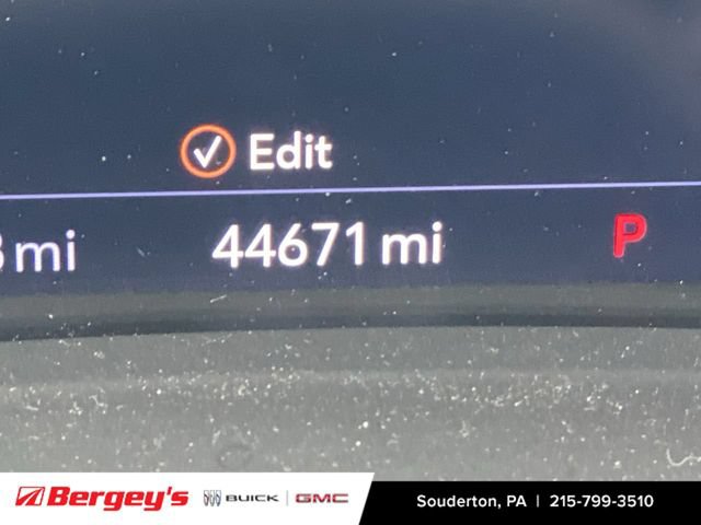 Used 2021 Buick Envision Avenir w/ Technology Package II AWD/4WD image 8