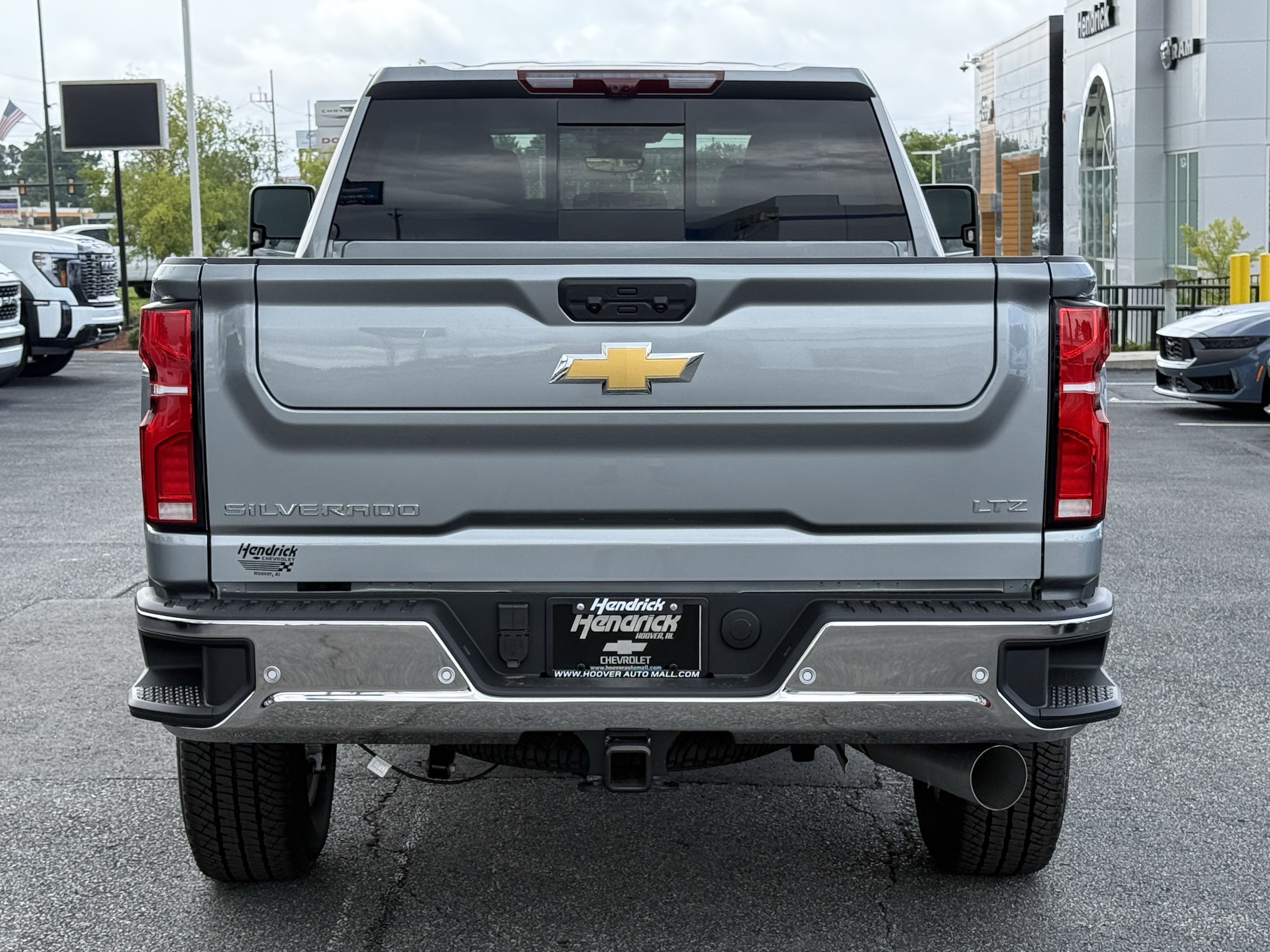 New 2026 Chevrolet Silverado 2500 LTZ w/ LTZ Premium Package AWD/4WD image 9