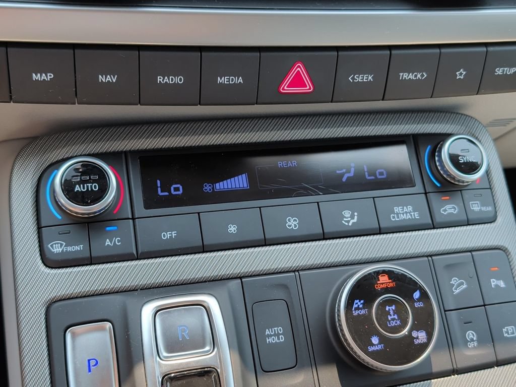Used 2025 Hyundai Palisade SEL AWD/4WD image 23