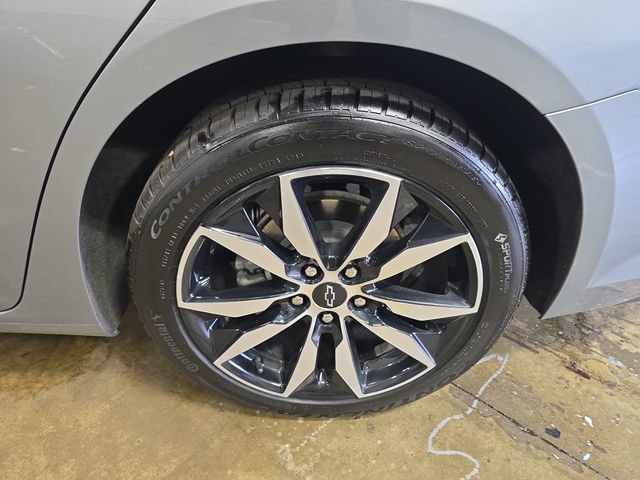 Used 2024 Chevrolet Malibu RS w/ LPO, Floor Liner Package FWD image 33