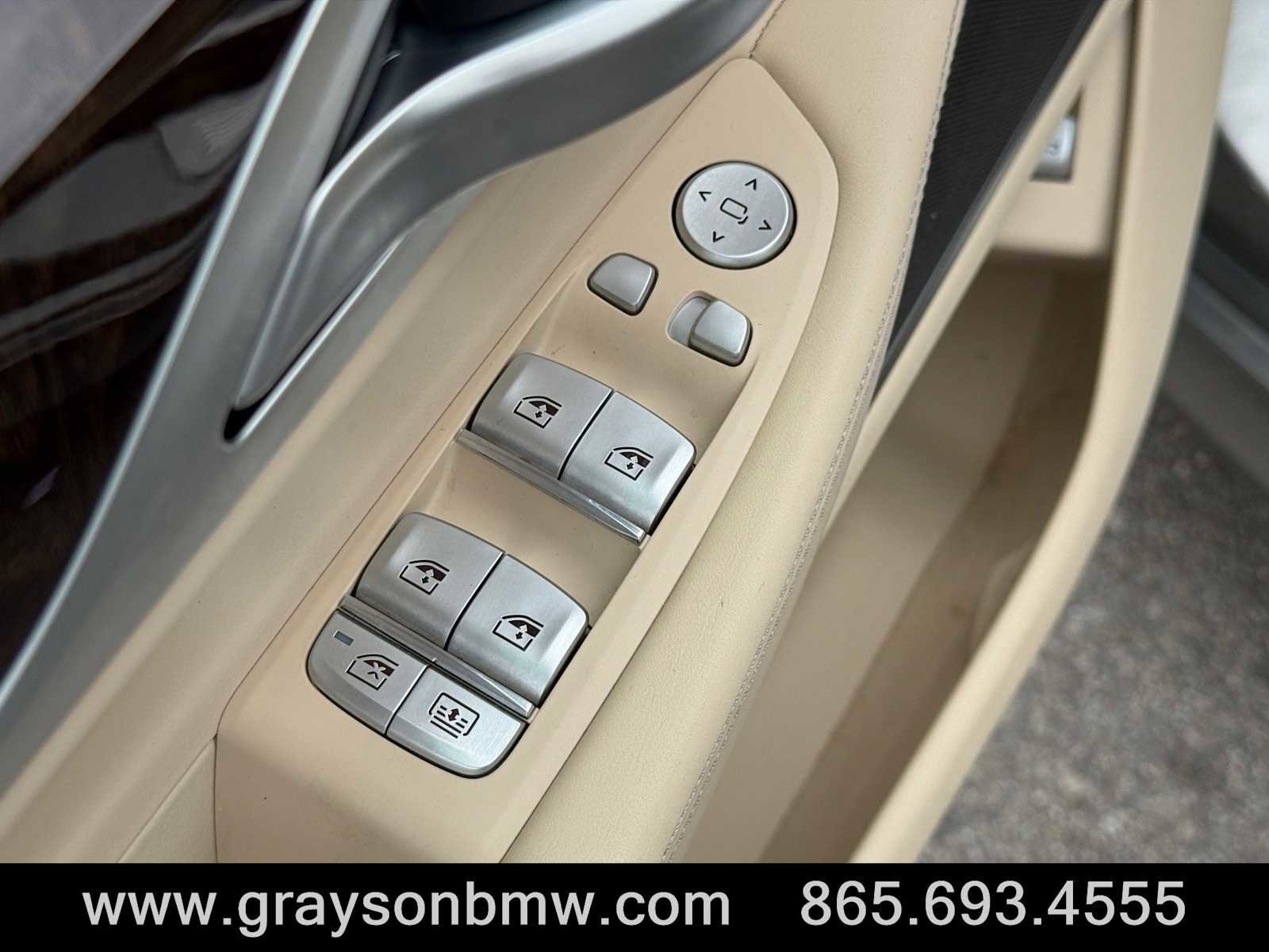 Used 2020 BMW 750i xDrive w/ Executive Package image 13