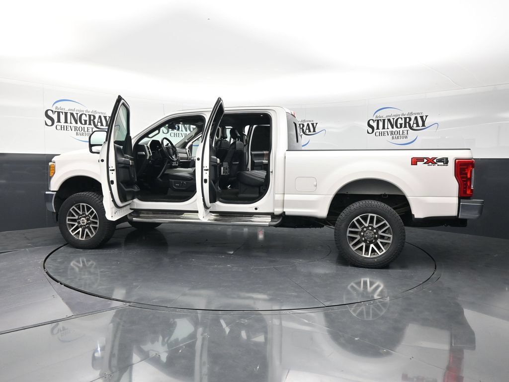 Used 2017 Ford F350 Lariat w/ Chrome Package AWD/4WD image 39
