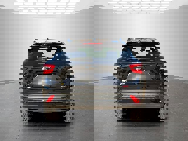 New 2026 Chevrolet Trax RS w/ Sunroof Package image 5