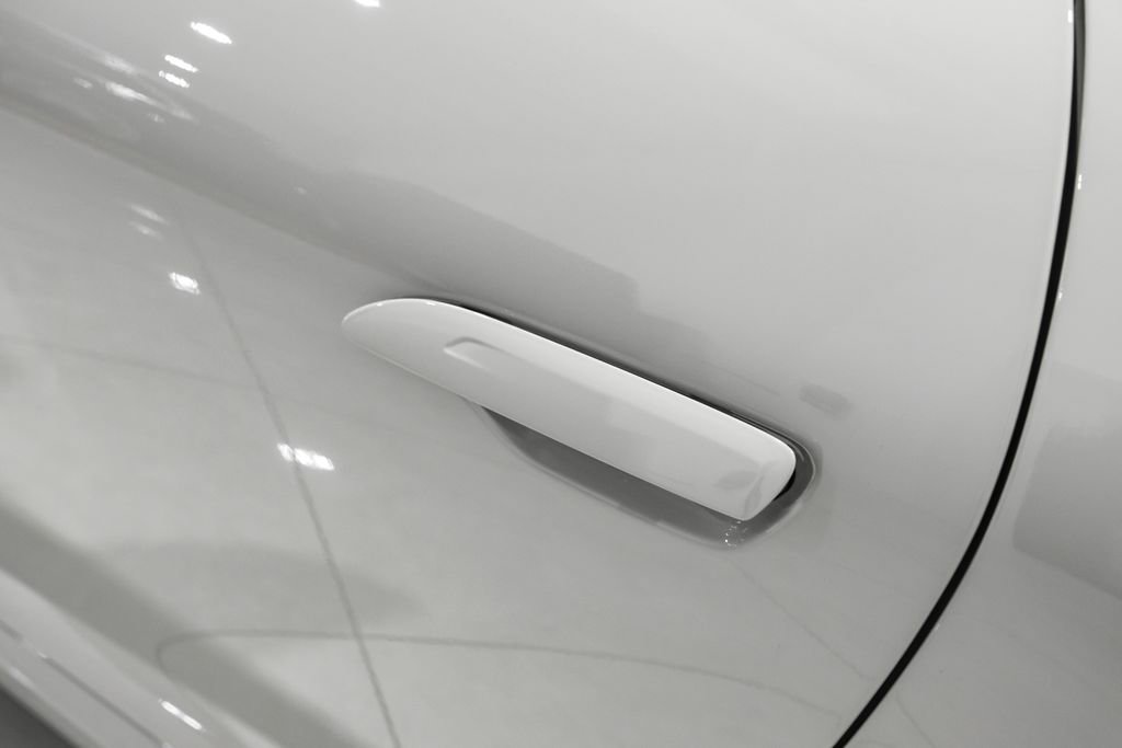 Used 2025 Porsche 911 Carrera 4 GTS image 36