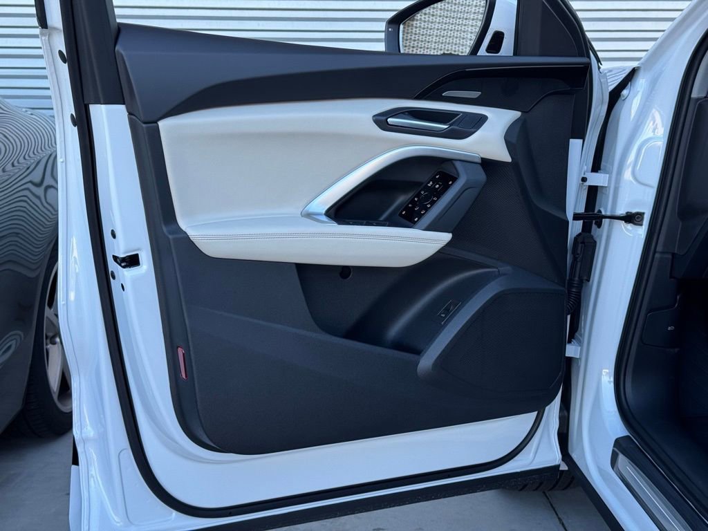 New 2025 Audi Q5 Premium Plus image 18