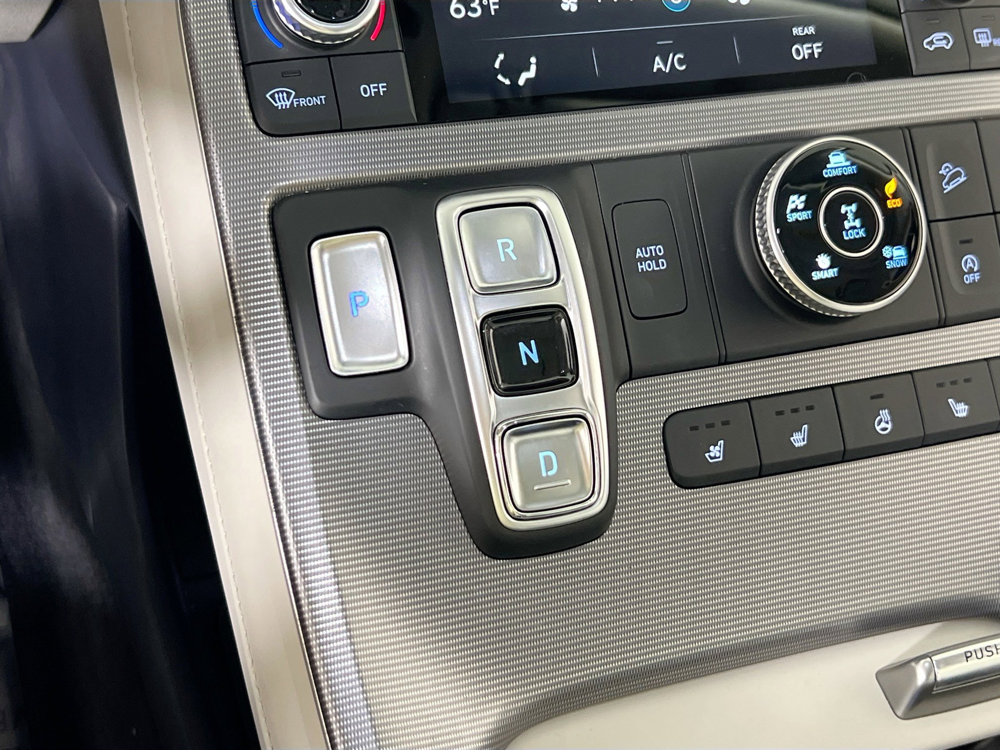 Used 2023 Hyundai Palisade Calligraphy image 17