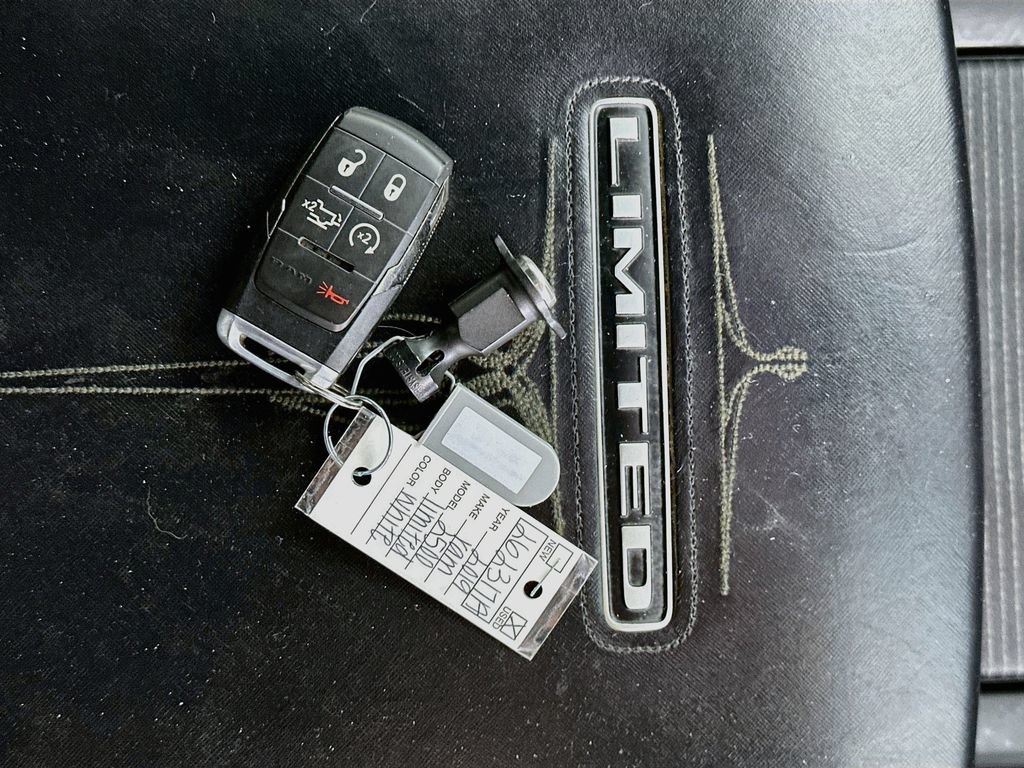 Used 2019 RAM 2500 Limited AWD/4WD image 35