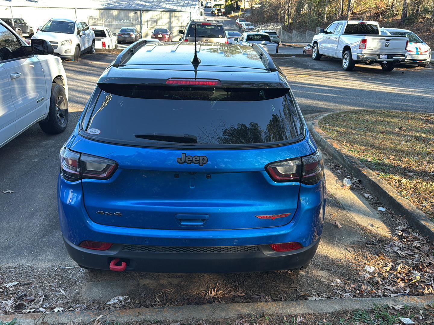 Used 2024 Jeep Compass Trailhawk w/ Trailhawk Elite Group image 7