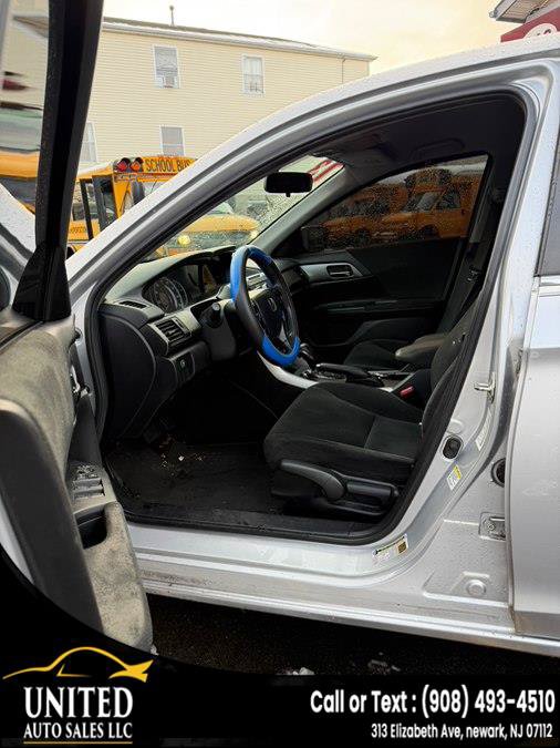 Used 2013 Honda Accord LX image 14